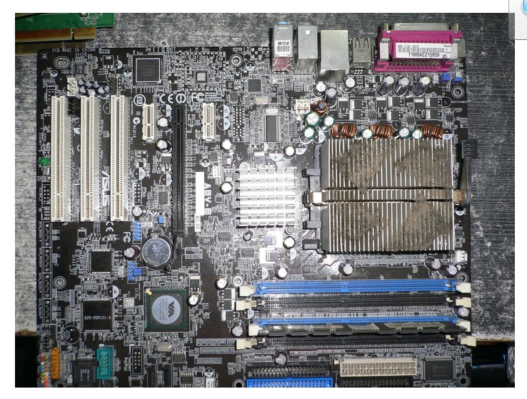 ASUS A8V-E SE Socket 939 PCI-E K8T890 + Athlon 64 3200+